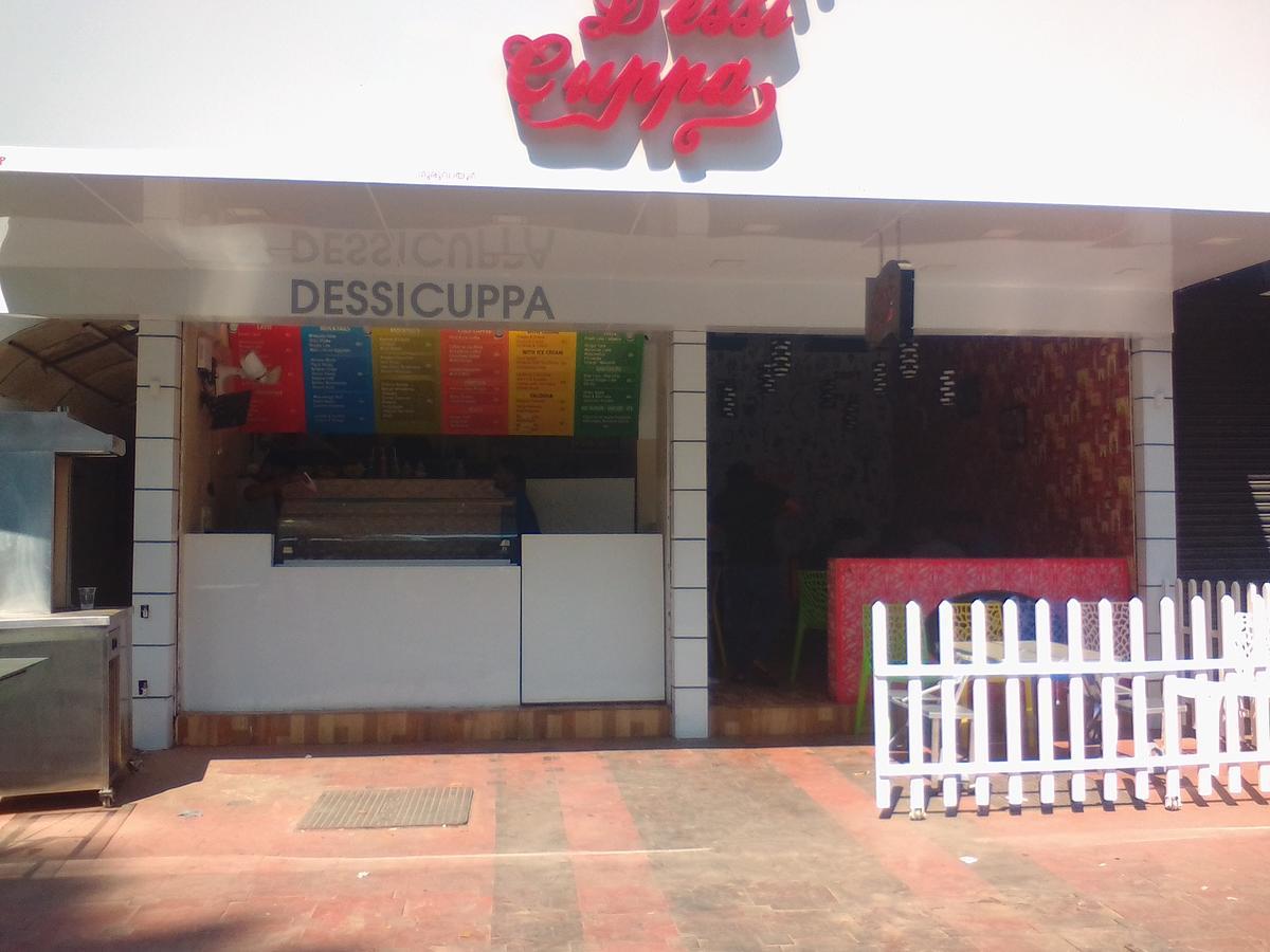 Poonthanam Guest House Guruvayur Bagian luar foto